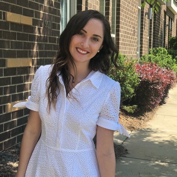 Meet your Posher!! πβ¨ - Picture 4 of 4